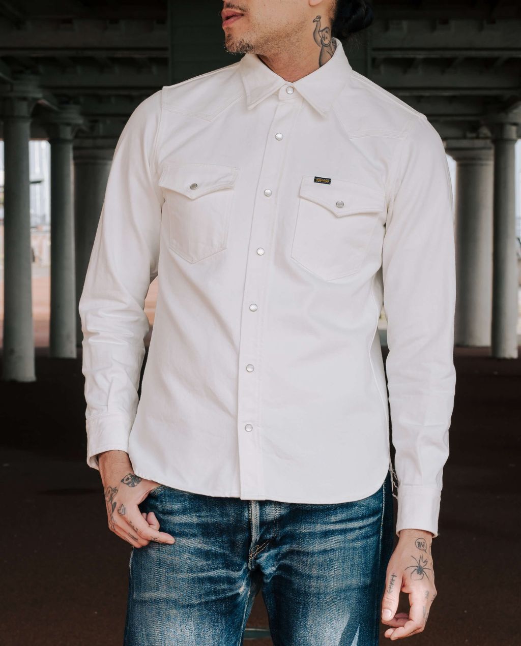 IHSH-384 WHITE