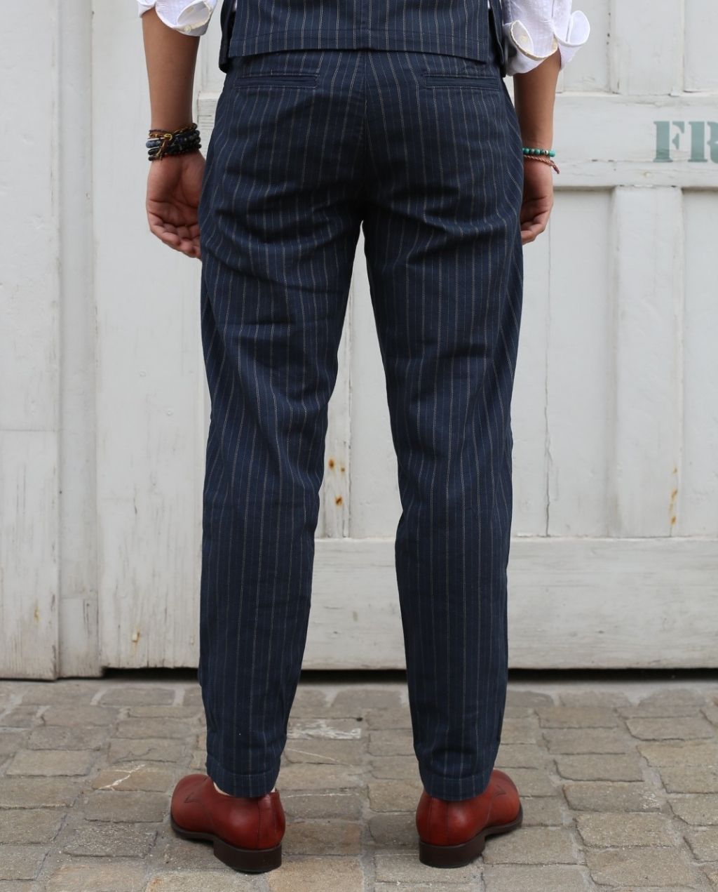 BRAVUOMO LUCA CHINO navy pin